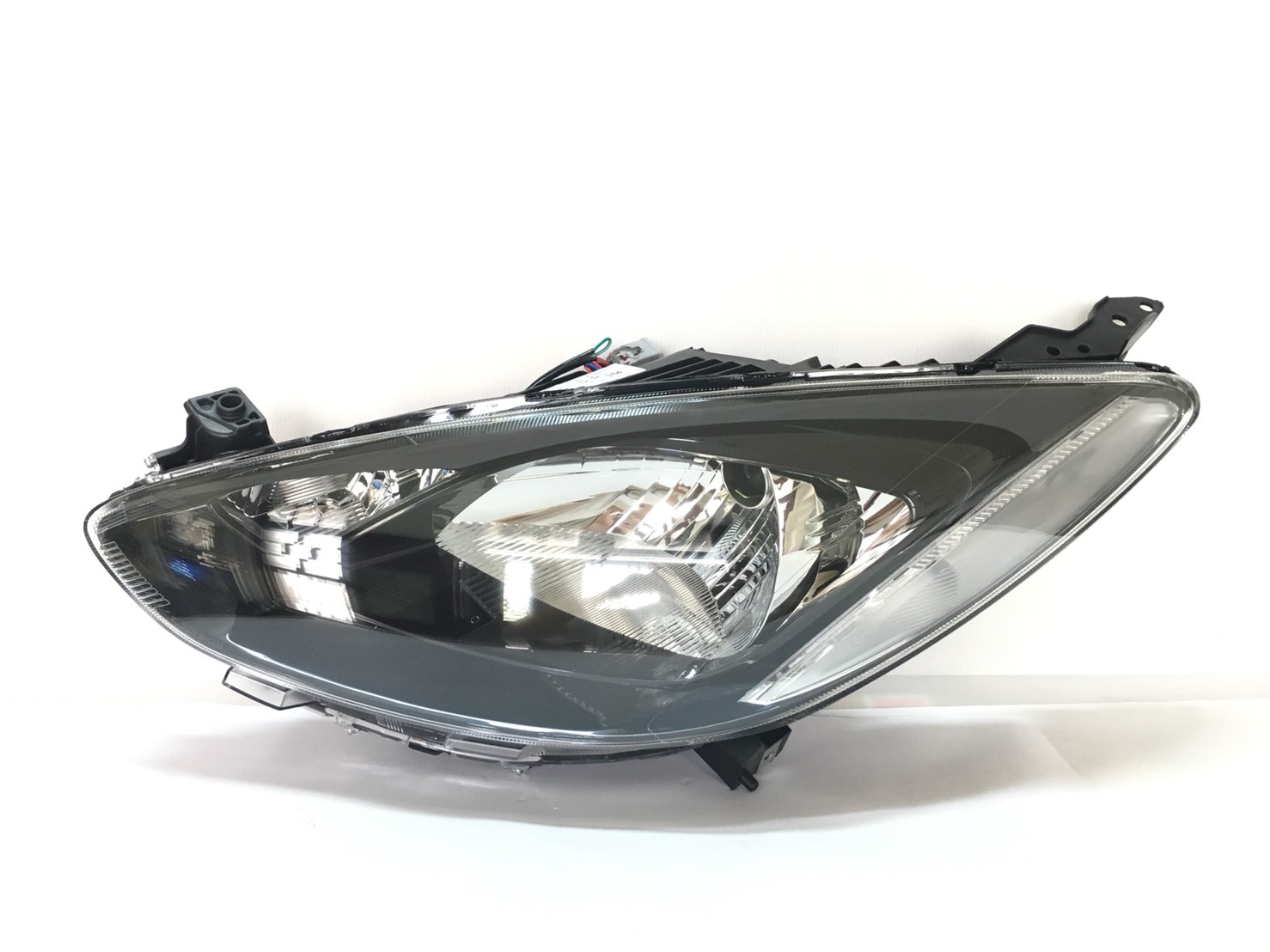 Taiwan Auto Headlamp LH for MAZDA-D651510LD