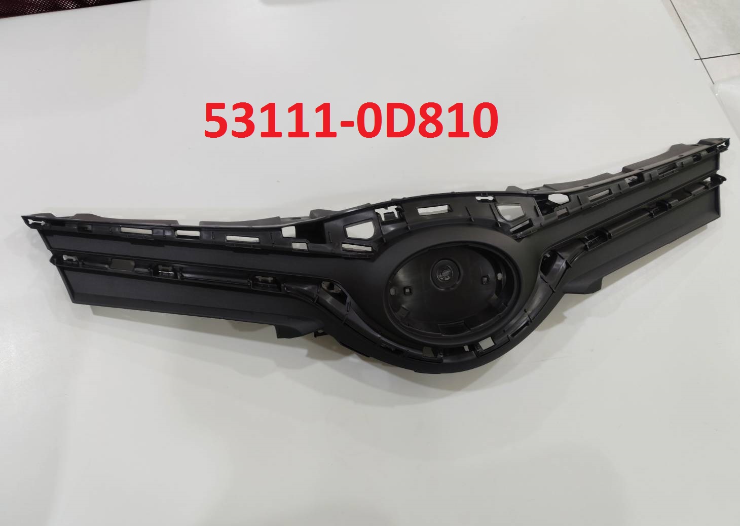 格柵 RADIATOR GRILLE FOR TOYOTA-OE:53111-0D810