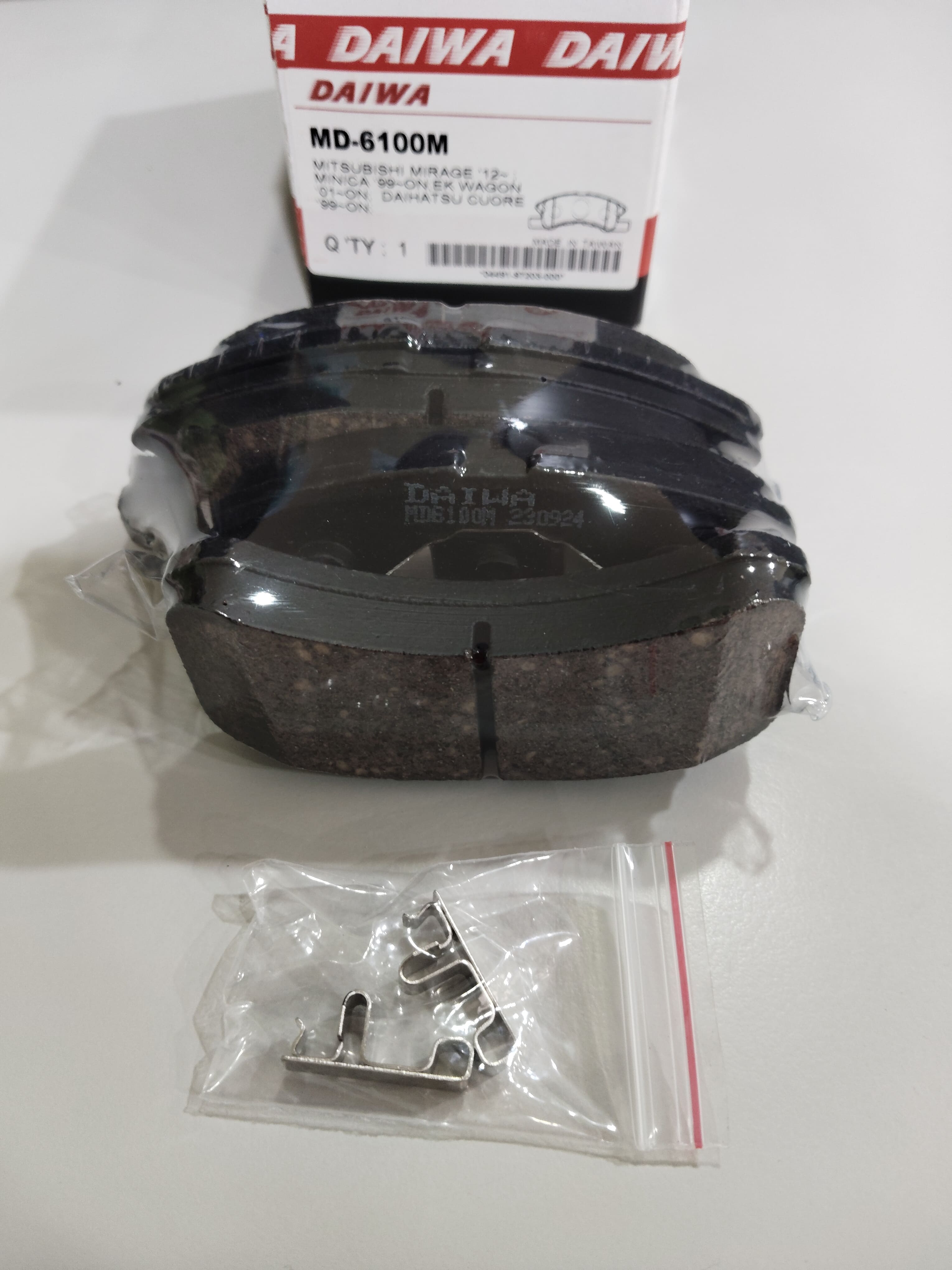 BRAKE PAD FOR MITSUBISHI-OE:04465B2030-04465B2030