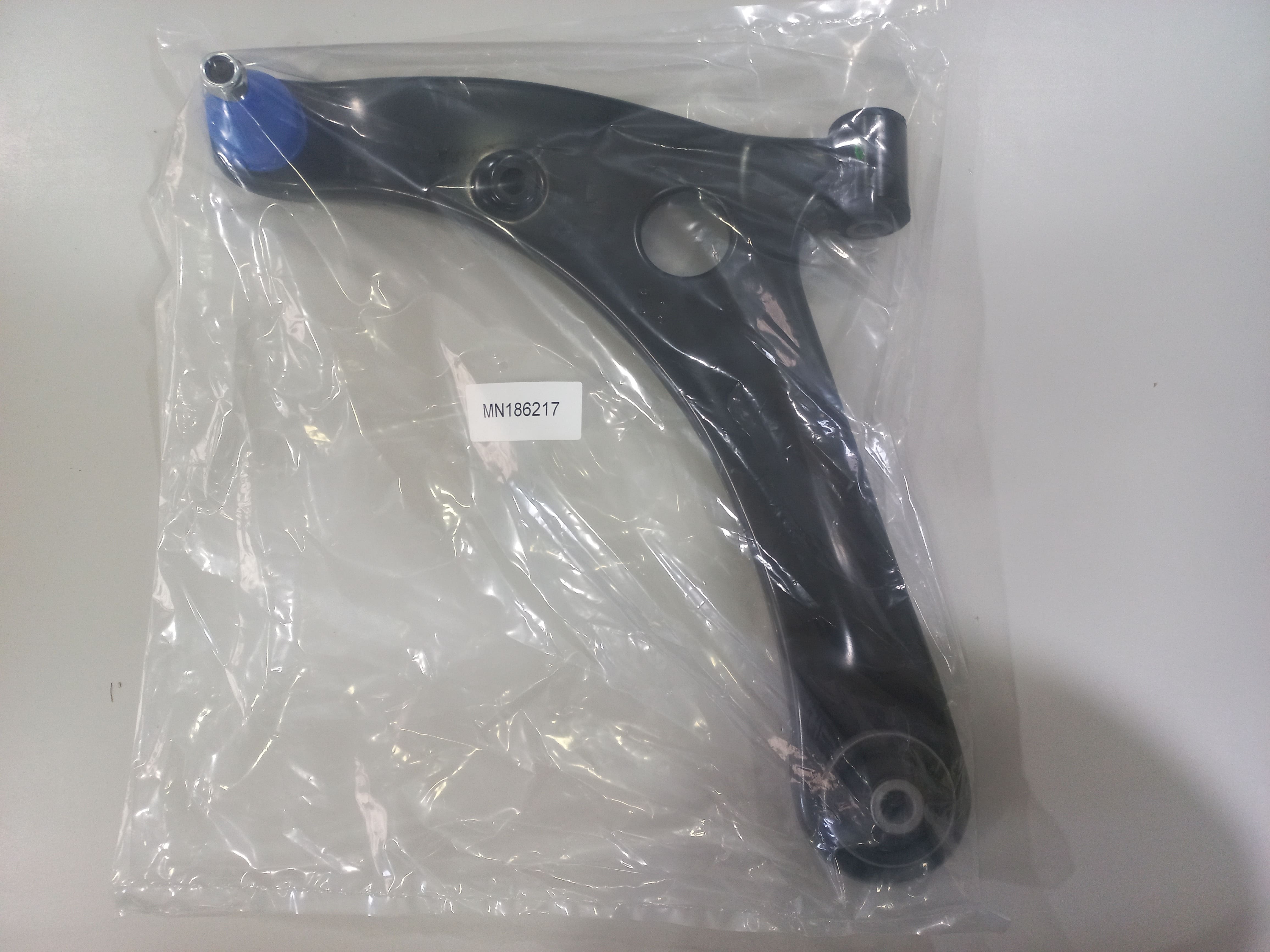 控制臂 CONTROL ARM FOR MITSUBISHI-OE:MN186217-MN186217