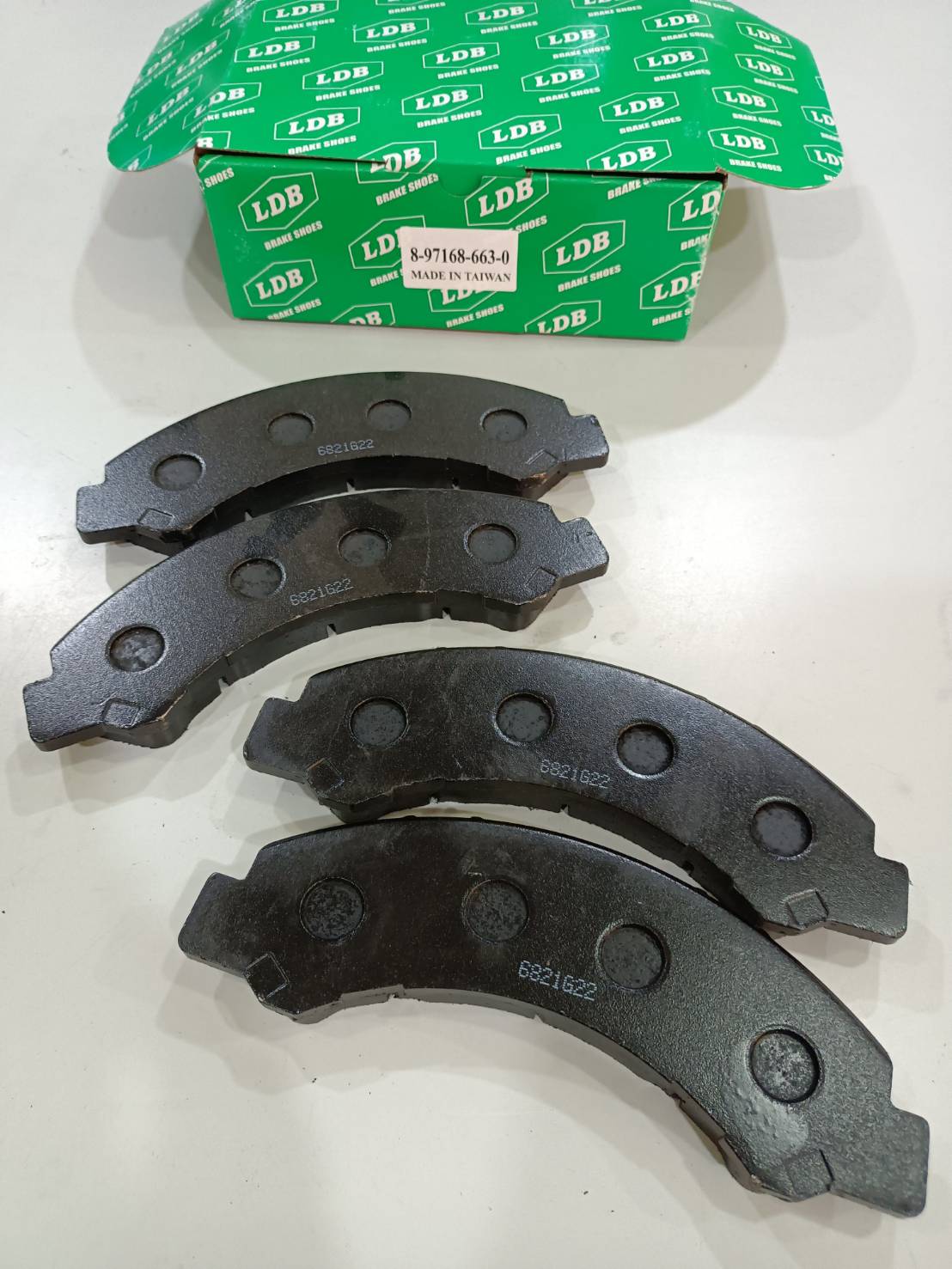 煞車片 AUTO DISK BRAKE PAD SET FOR ISUZU ELF-OE:8-97168-633-0-8-97168-633-0