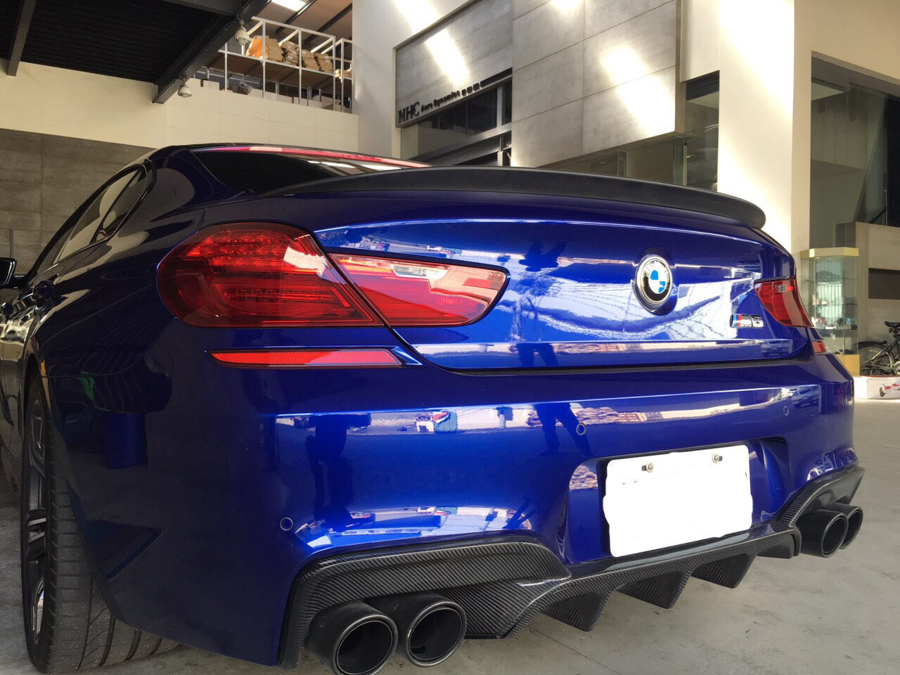 F06 M6 STYLE TRUNK LIP SPOILER F06 M6 STYLE TRUNK LIP SPOILER